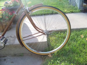 100 1783 300x225 - Late 70's English Raleigh 3 Speed Sports Bicycle